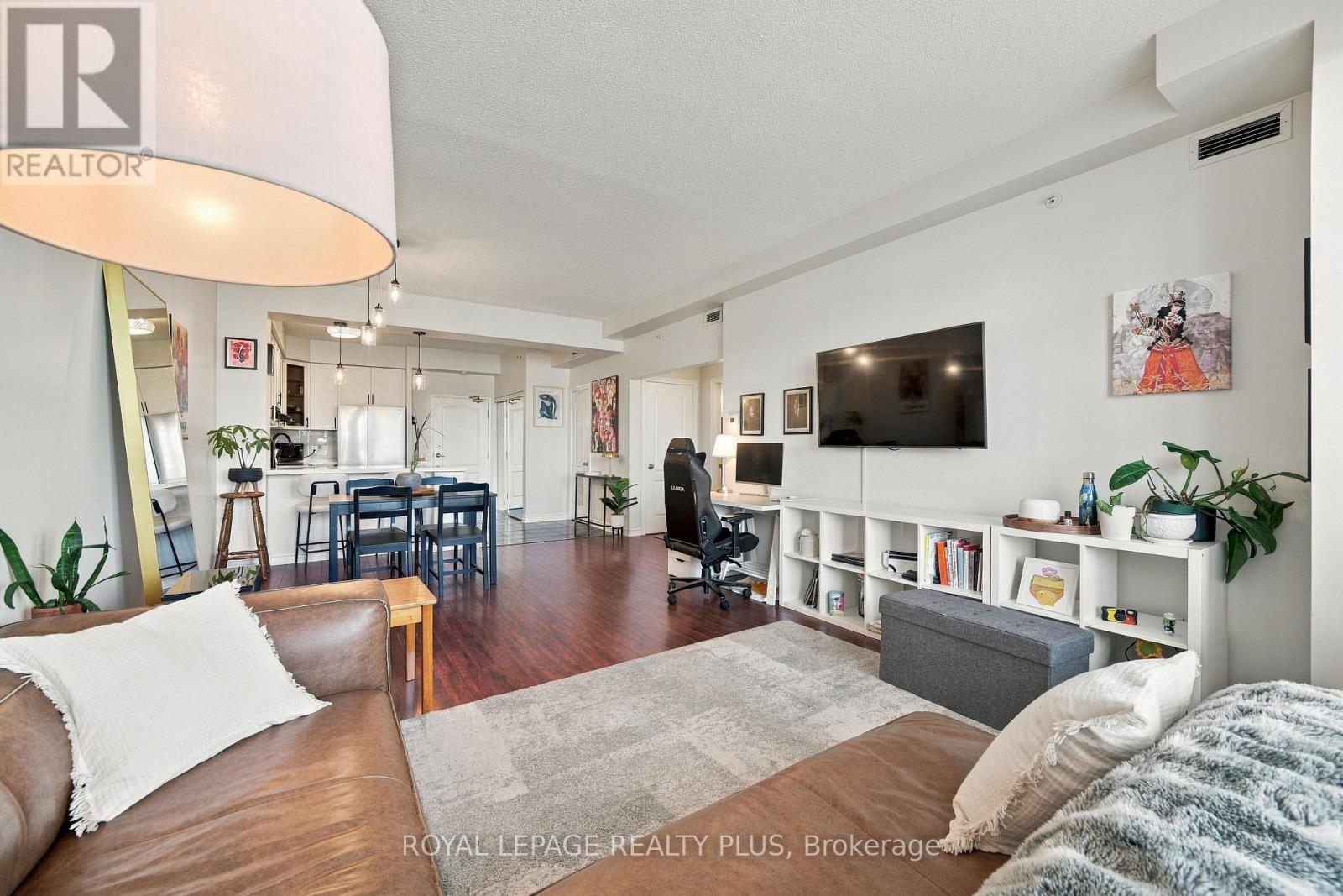 104 - 3531 Lake Shore Boulevard W, Toronto (Long Branch), Ontario  M8W 1P4 - Photo 16 - W13769756