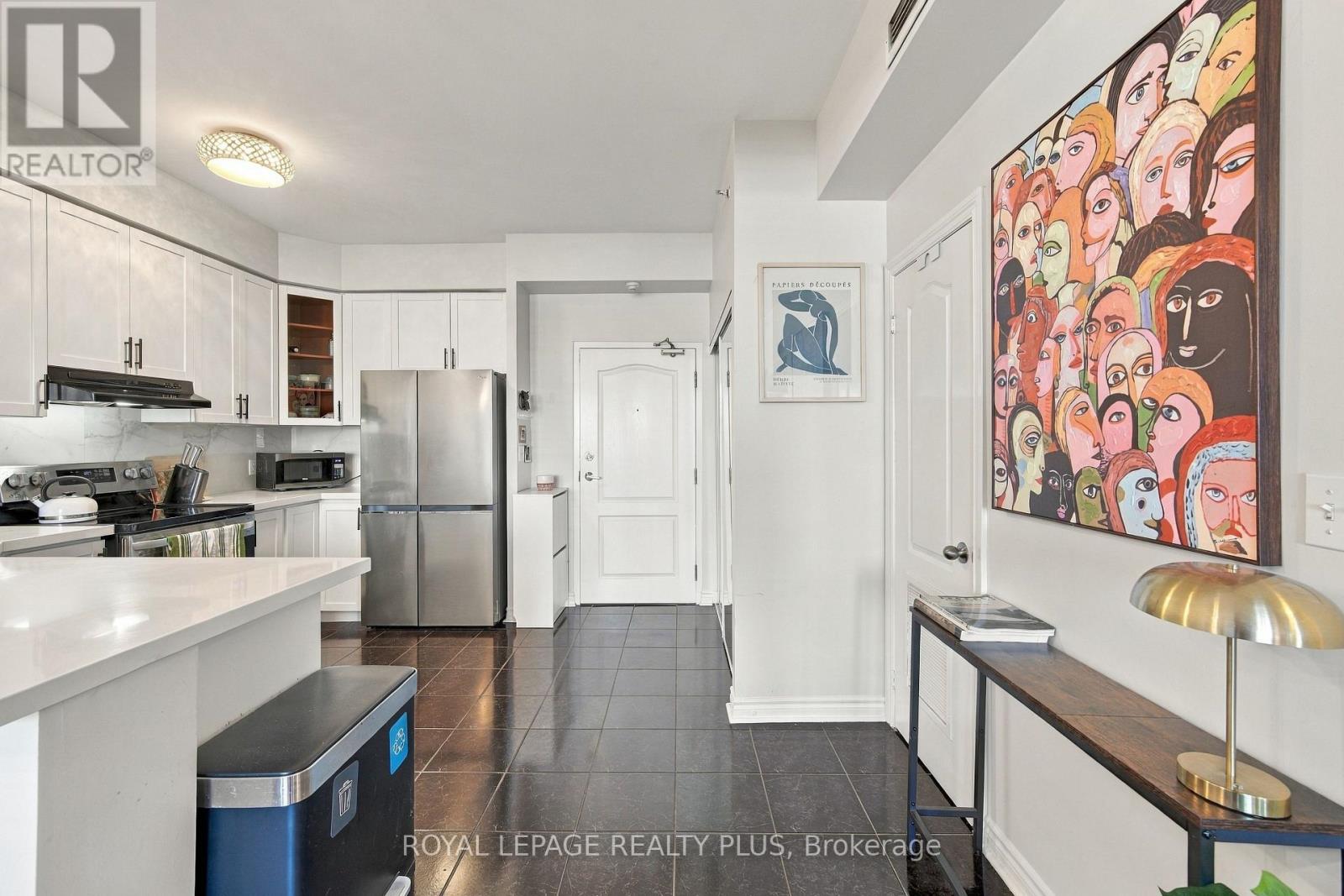 104 - 3531 Lake Shore Boulevard W, Toronto (Long Branch), Ontario  M8W 1P4 - Photo 4 - W13769756