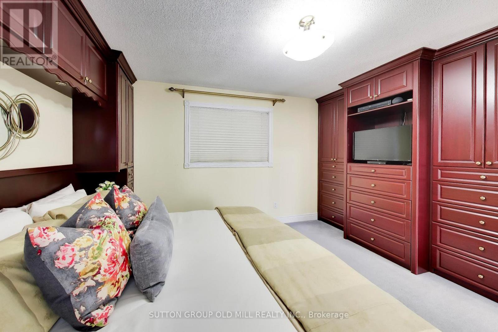 251 Chalfield Lane, Mississauga (Rathwood), Ontario  L4Z 1L1 - Photo 19 - W13769784
