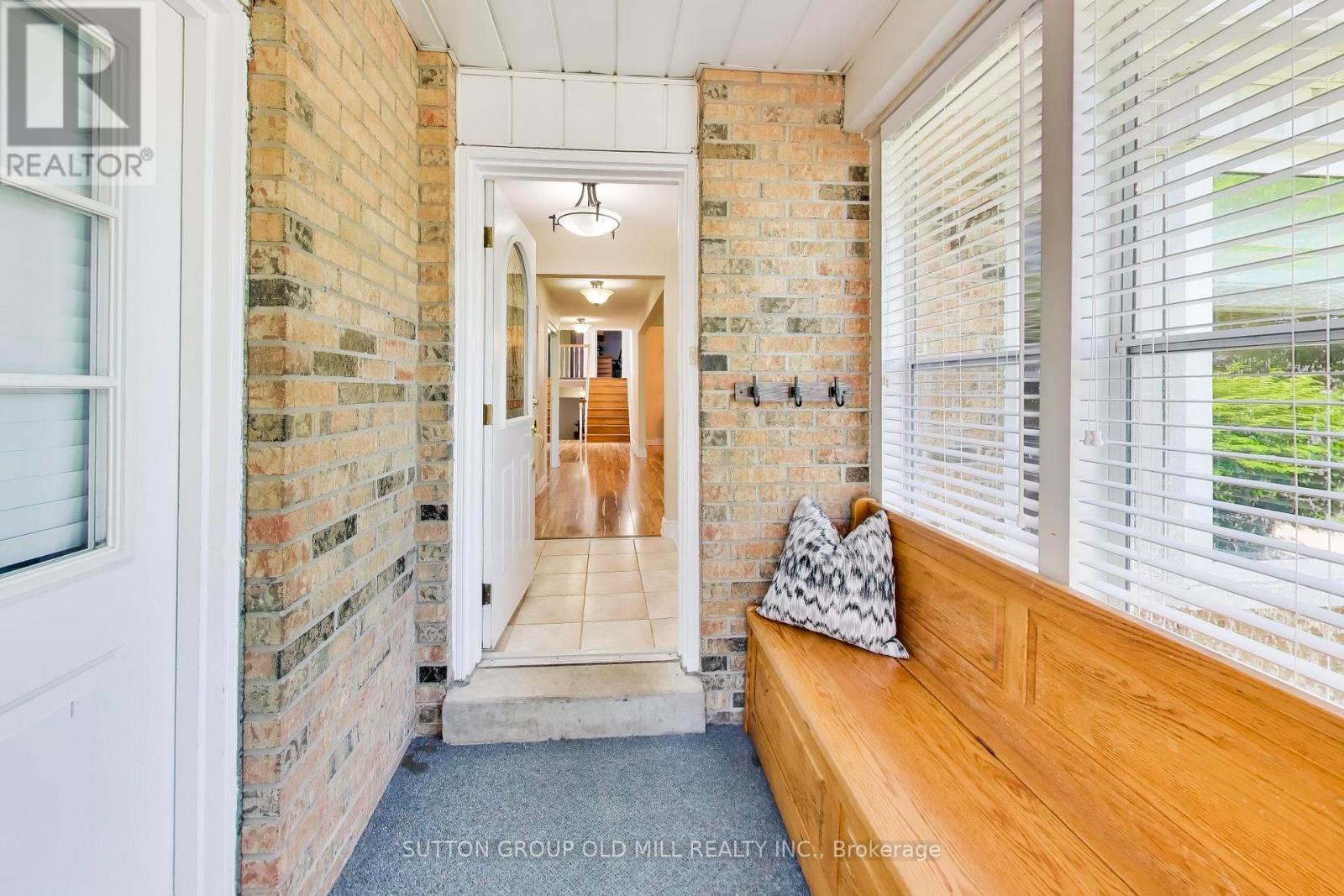 251 Chalfield Lane, Mississauga (Rathwood), Ontario  L4Z 1L1 - Photo 2 - W13769784