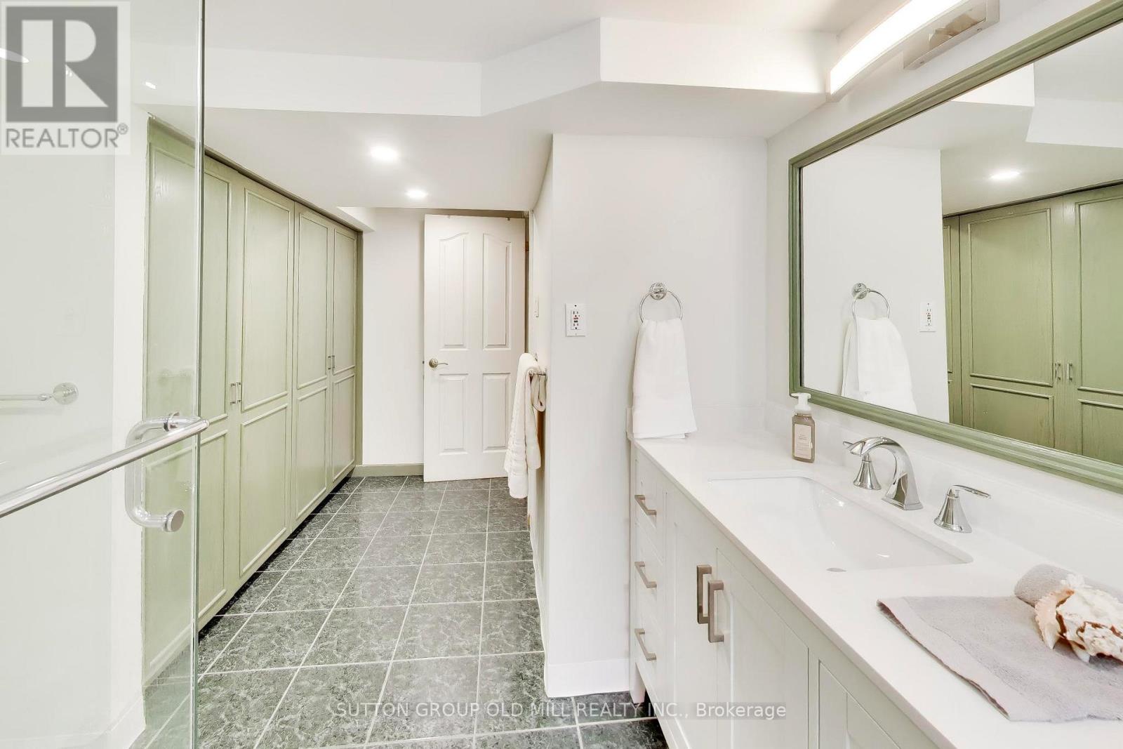 251 Chalfield Lane, Mississauga (Rathwood), Ontario  L4Z 1L1 - Photo 32 - W13769784