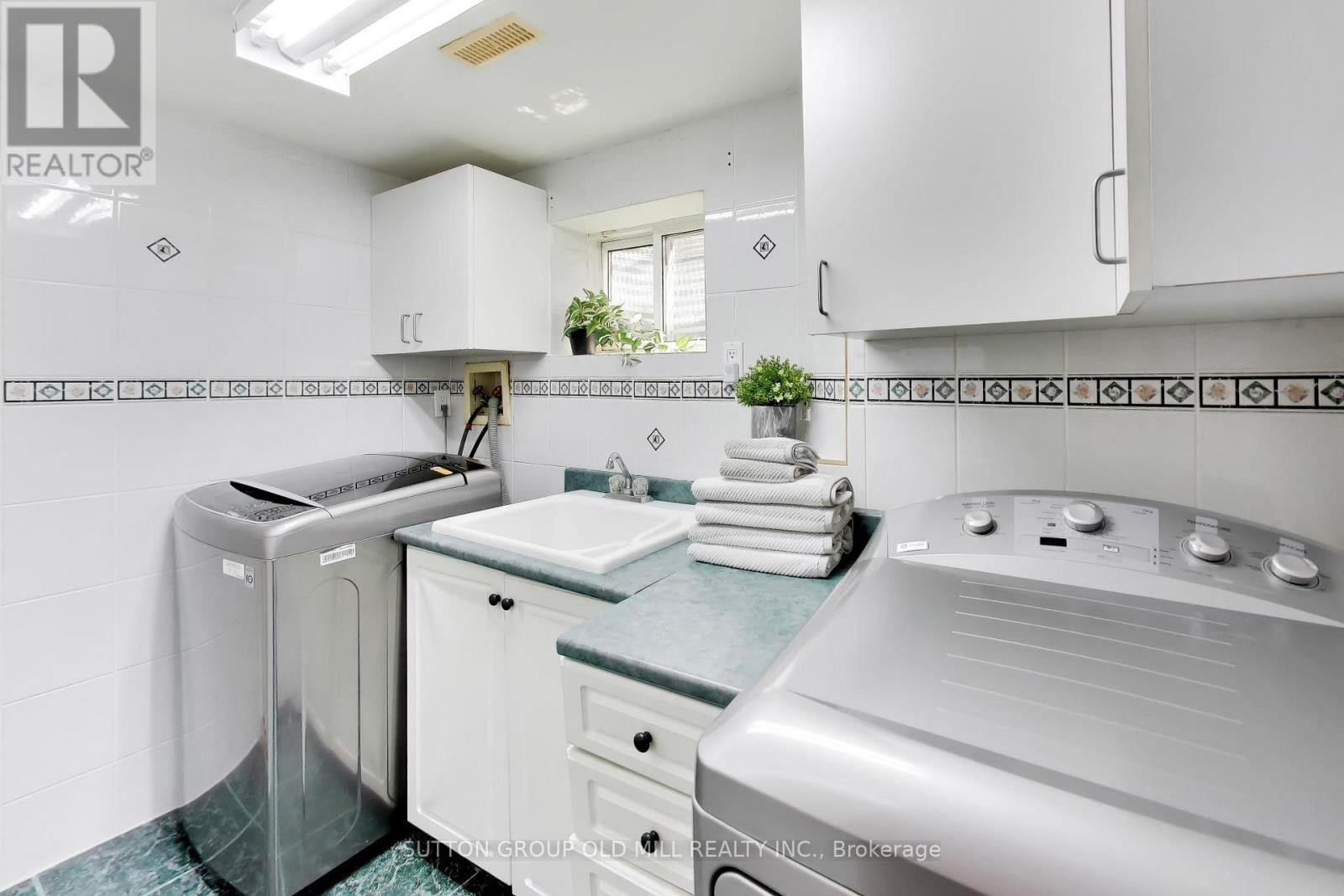 251 Chalfield Lane, Mississauga (Rathwood), Ontario  L4Z 1L1 - Photo 33 - W13769784
