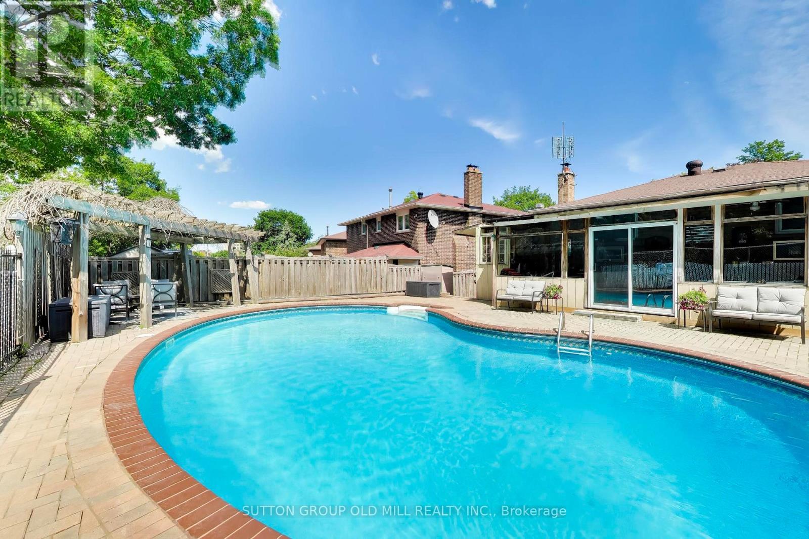 251 Chalfield Lane, Mississauga (Rathwood), Ontario  L4Z 1L1 - Photo 36 - W13769784