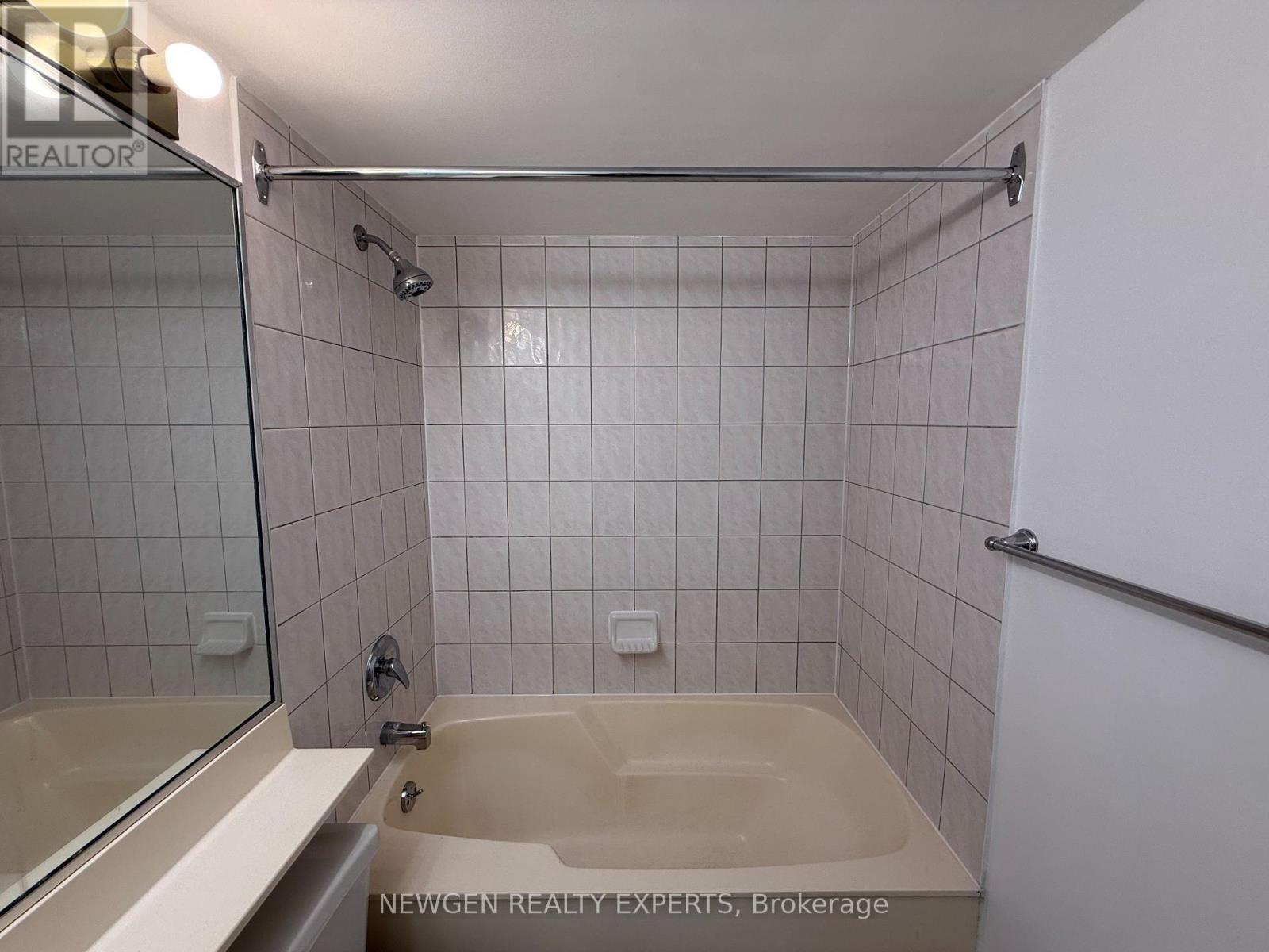 303 - 8 Lee Centre Drive, Toronto, Ontario  M1H 3H8 - Photo 26 - E13769290