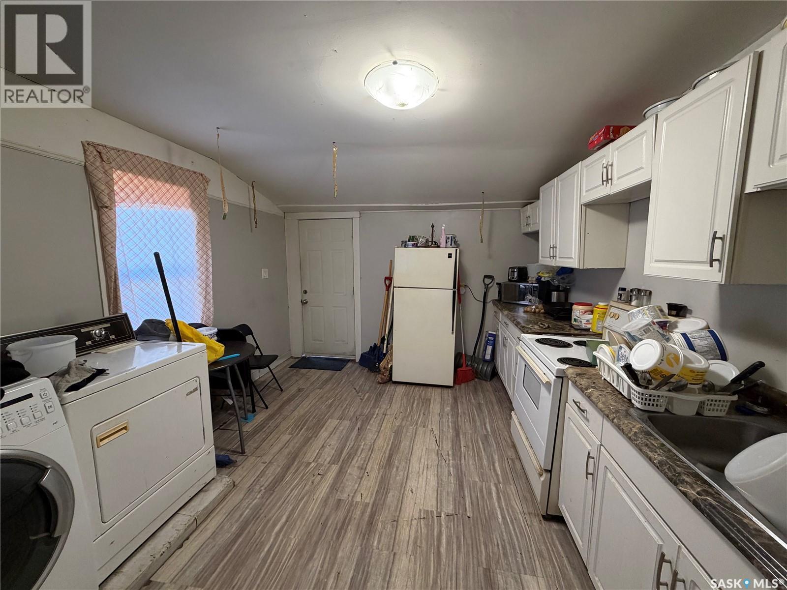 1401 Retallack Street, Regina, Saskatchewan  S4T 2J3 - Photo 8 - SK048037
