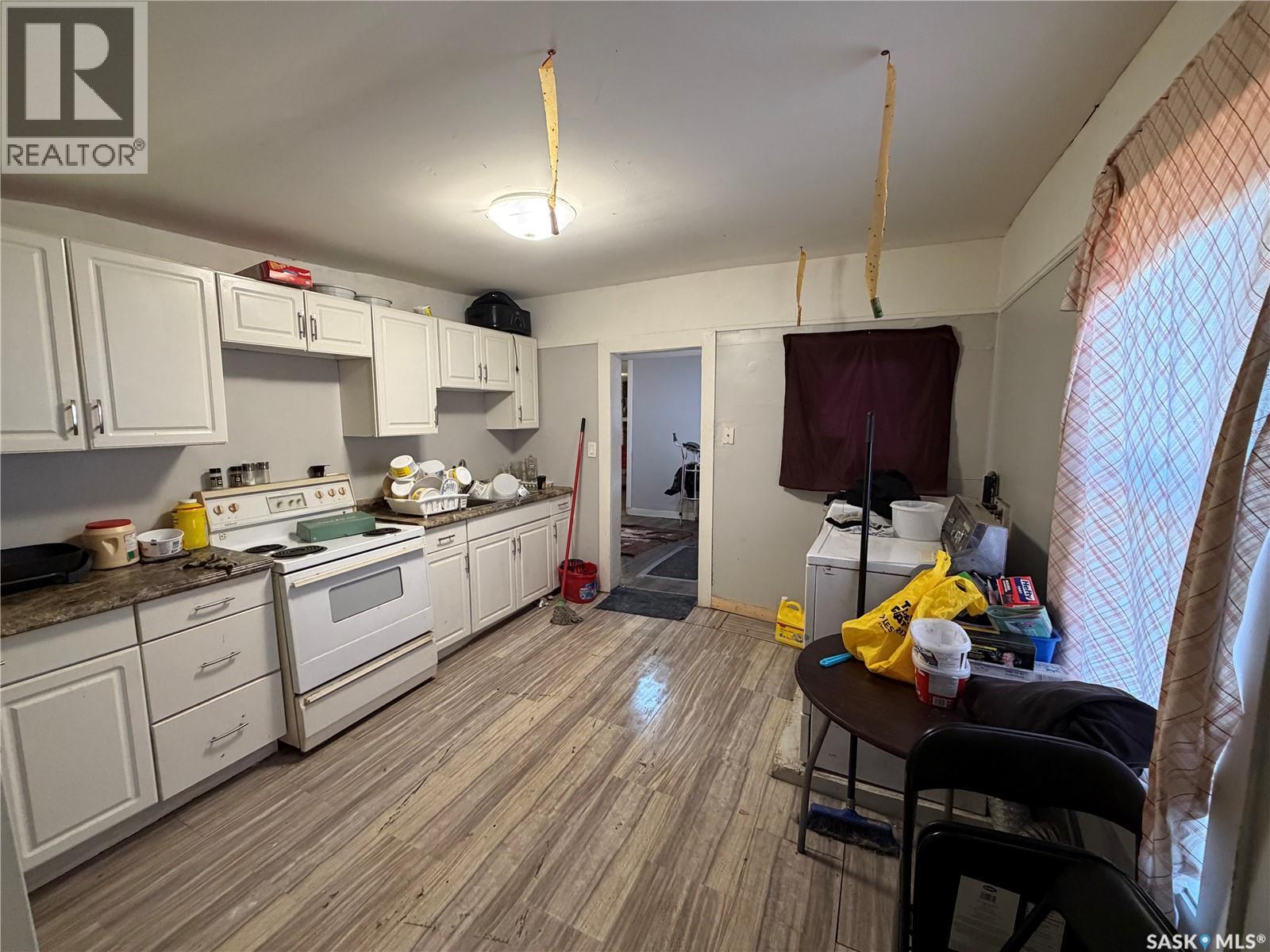 1401 Retallack Street, Regina, Saskatchewan  S4T 2J3 - Photo 9 - SK048037