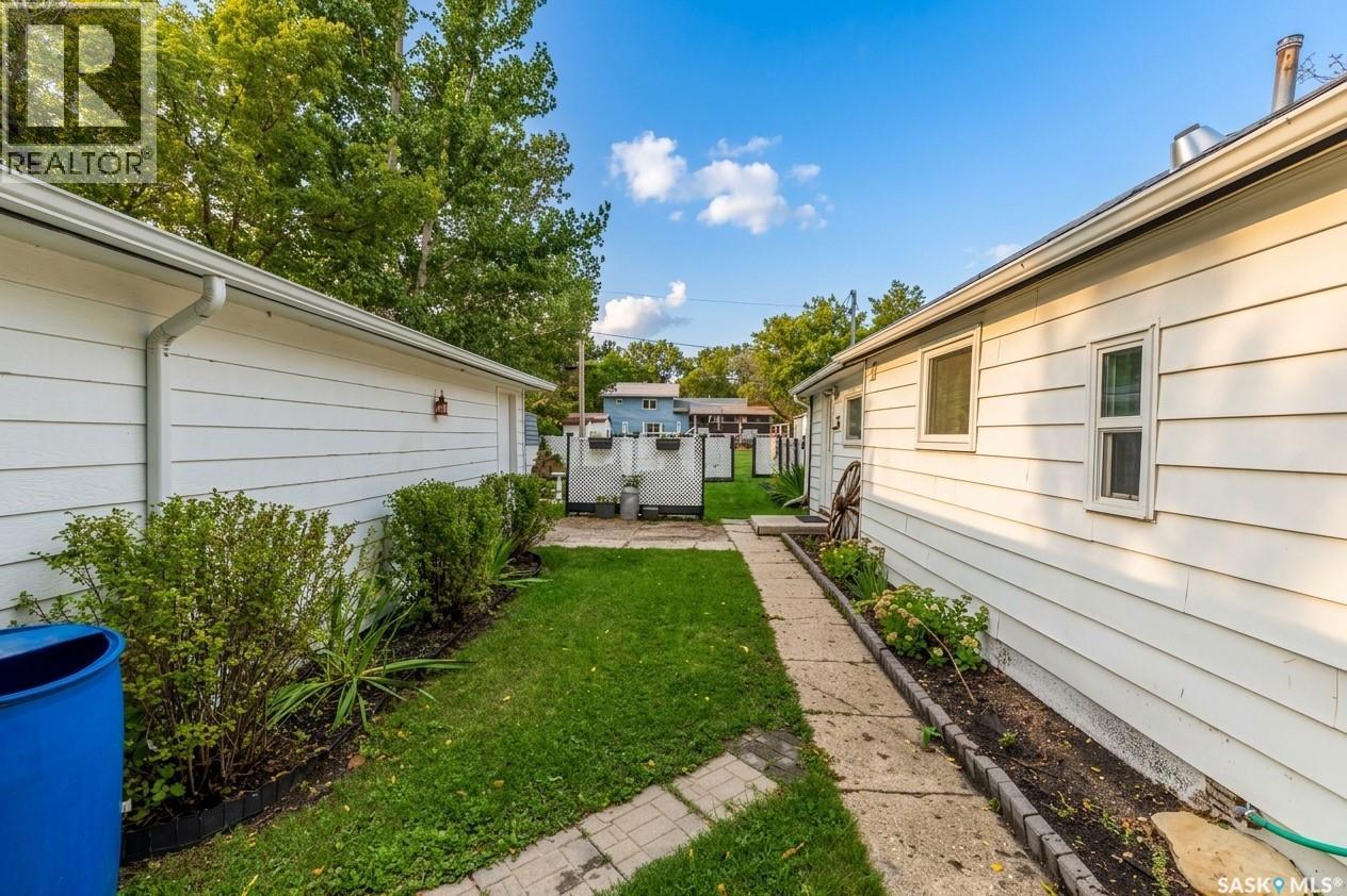 173 3rd Avenue W, Central Butte, Saskatchewan  S0H 0T0 - Photo 6 - SK048002