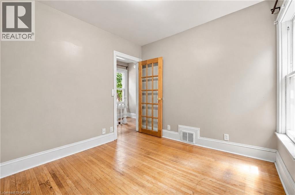 175 Burris Street, Hamilton, Ontario  L8M 2J7 - Photo 5 - 40766127