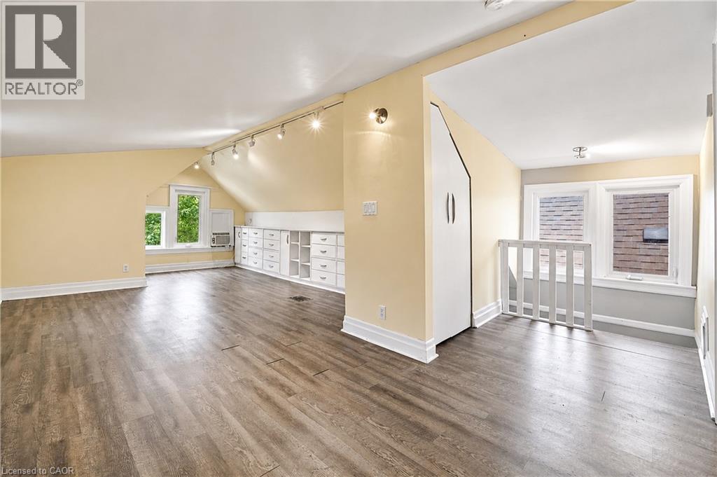 175 Burris Street, Hamilton, Ontario  L8M 2J7 - Photo 10 - 40766127