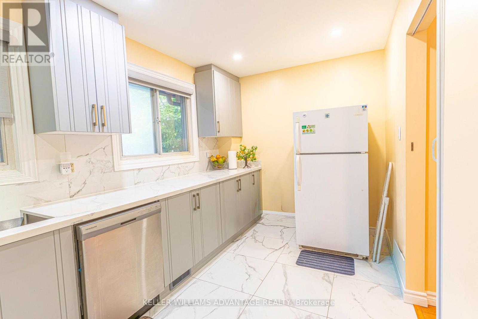 174 Homestead Road, Toronto, Ontario  M1E 3S2 - Photo 7 - E13769794