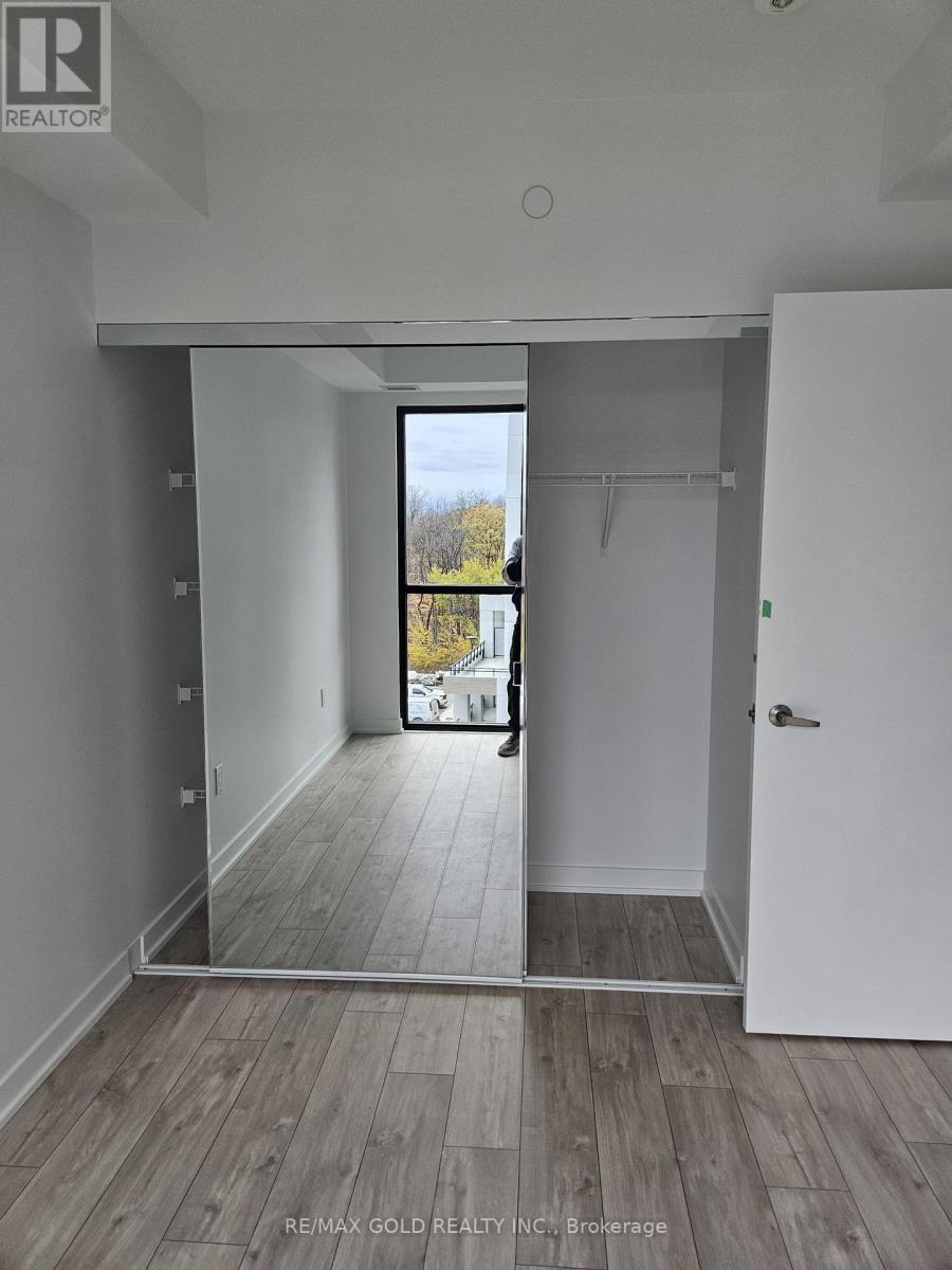 D504 - 720 Whitelock Avenue, Milton, Ontario  L9T 2X9 - Photo 4 - W13768376