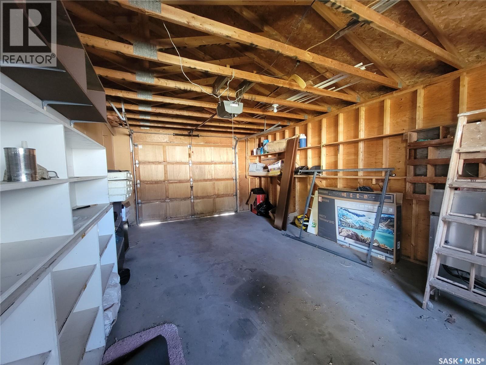 440 4th Avenue W, Unity, Saskatchewan  S0K 4L0 - Photo 28 - SK048028