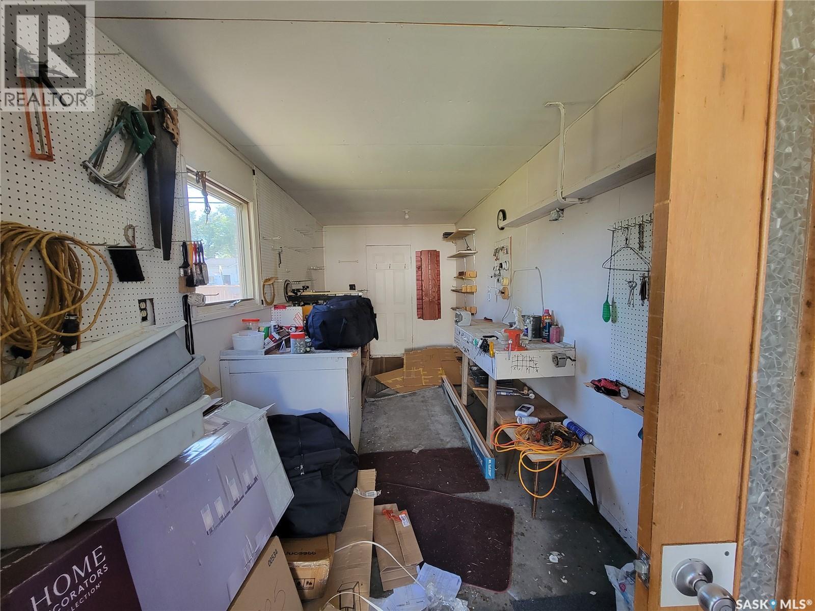 440 4th Avenue W, Unity, Saskatchewan  S0K 4L0 - Photo 29 - SK048028