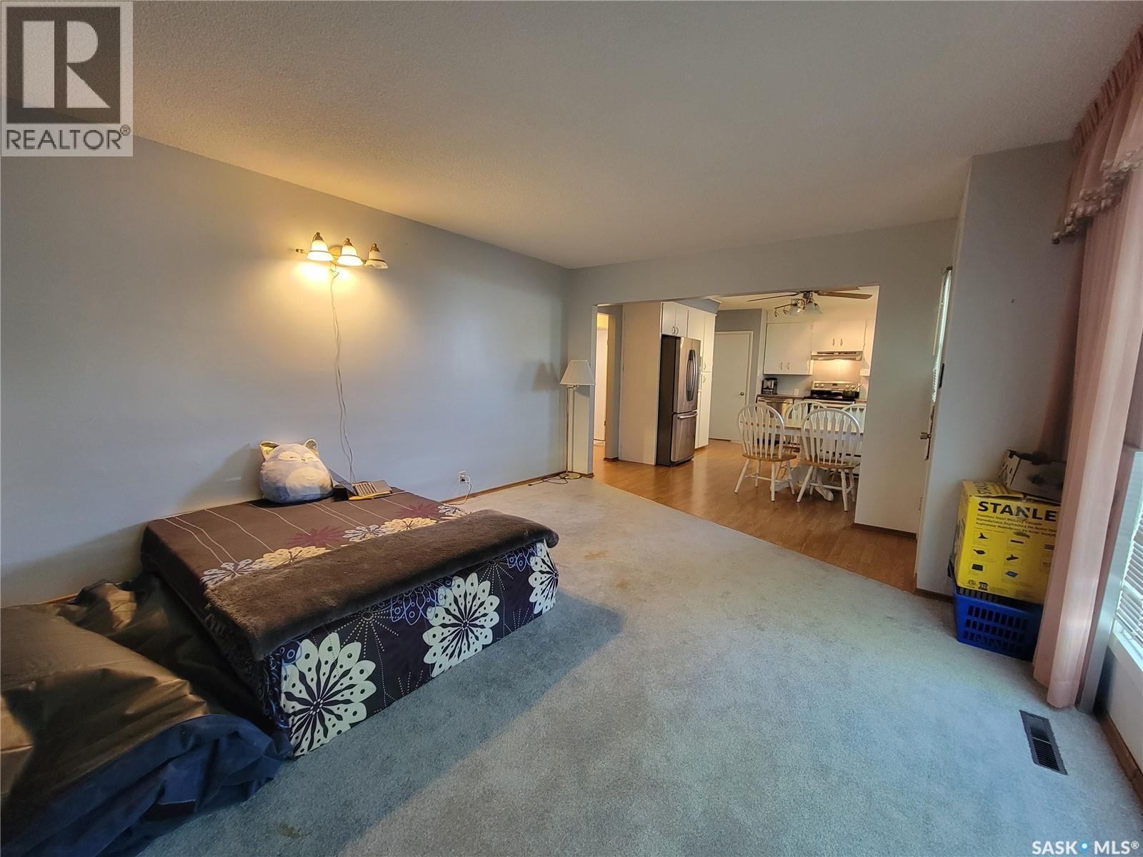440 4th Avenue W, Unity, Saskatchewan  S0K 4L0 - Photo 3 - SK048028