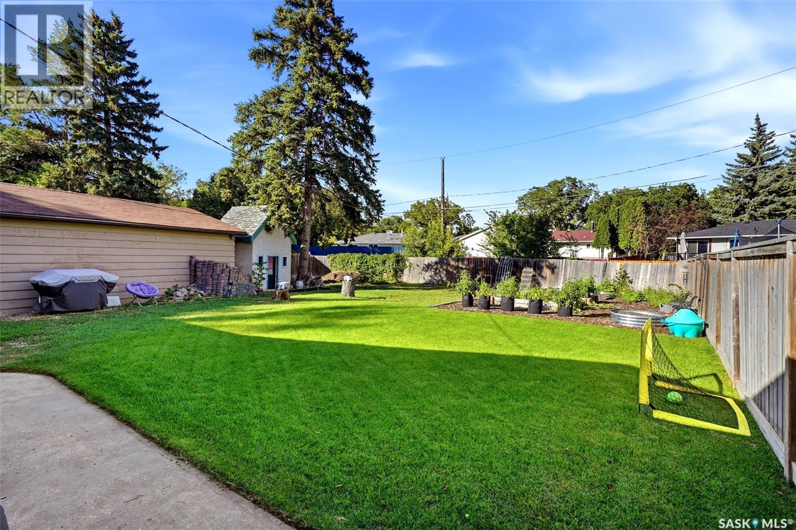 50 Stewart Avenue, Regina, Saskatchewan  S4R 4M4 - Photo 33 - SK047958