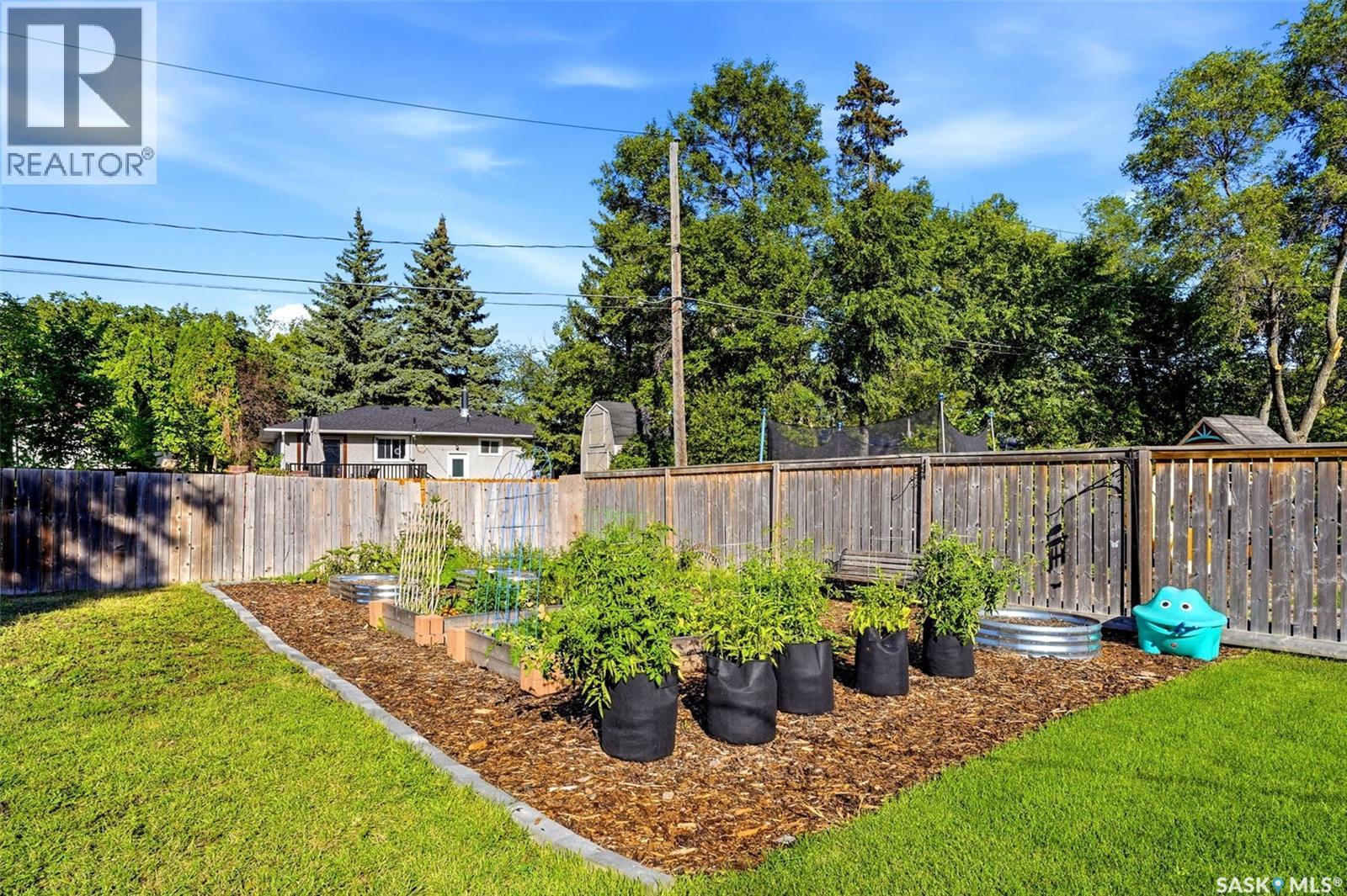 50 Stewart Avenue, Regina, Saskatchewan  S4R 4M4 - Photo 36 - SK047958