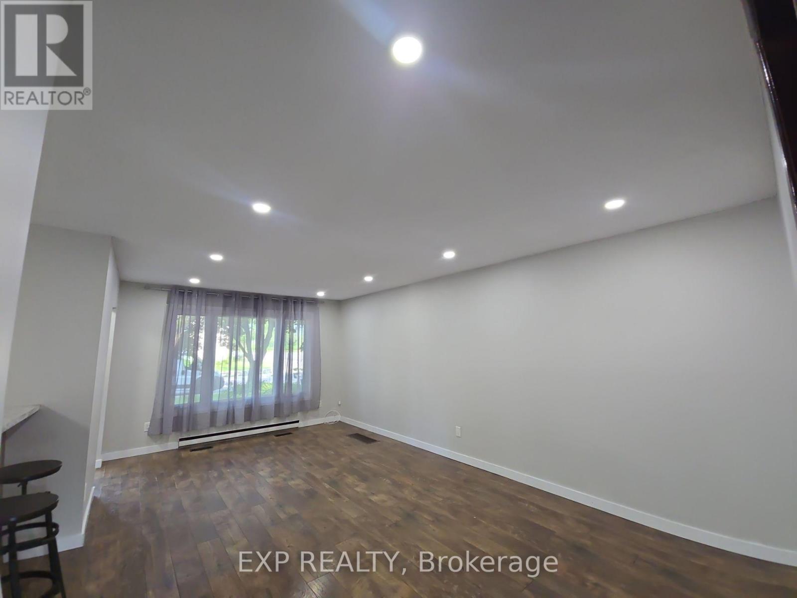 Main Level - 87 Wellington Street E, Brampton, Ontario  L6W 1Y6 - Photo 10 - W13616676