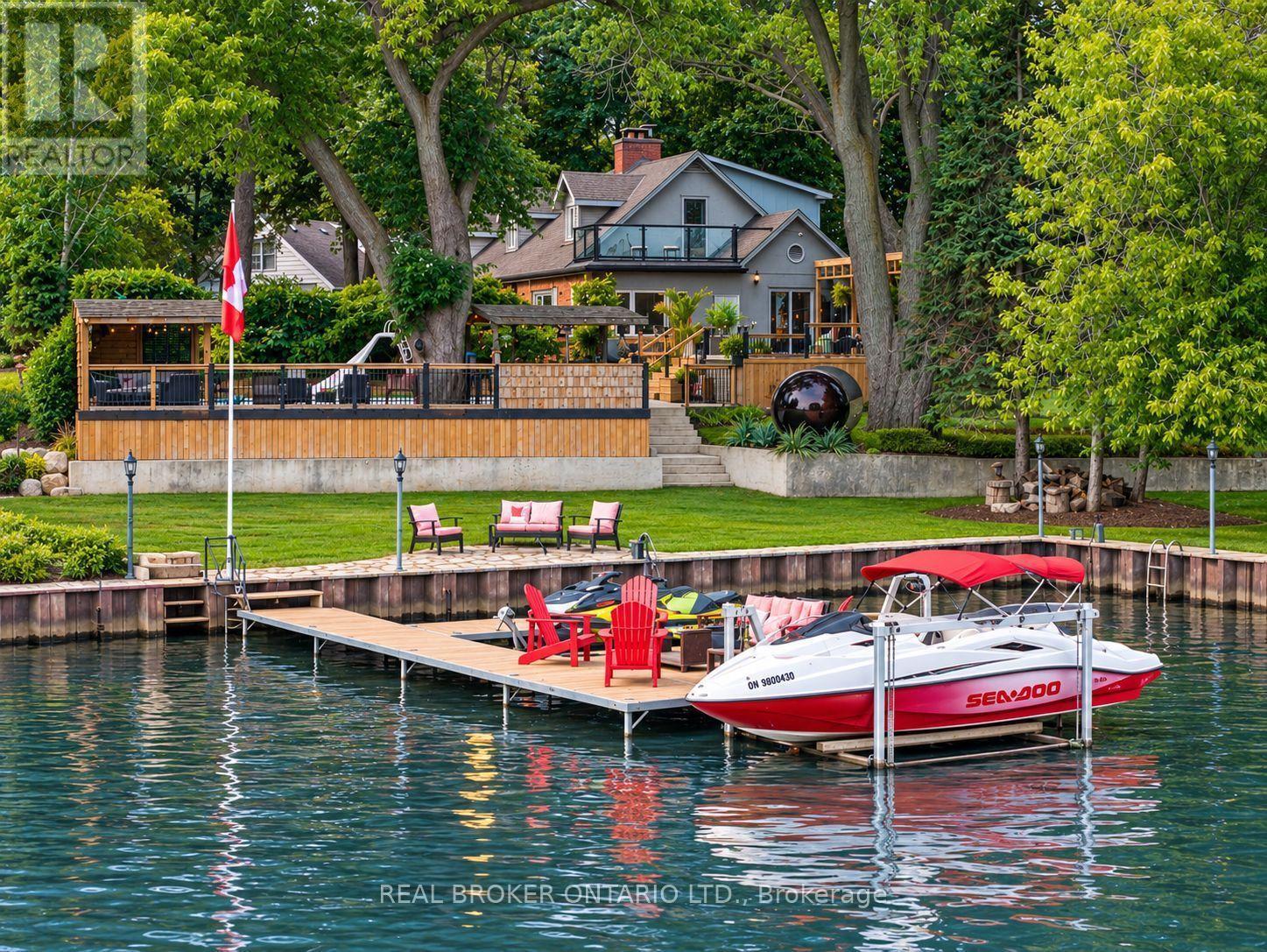 413 INDIAN ROAD, Burlington, Ontario