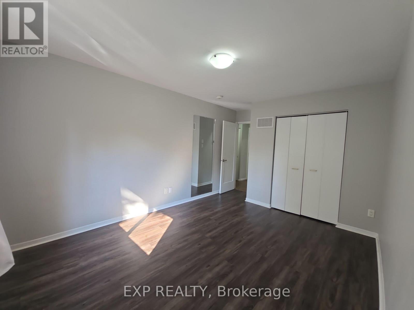 Main Level - 87 Wellington Street E, Brampton, Ontario  L6W 1Y6 - Photo 12 - W13616676