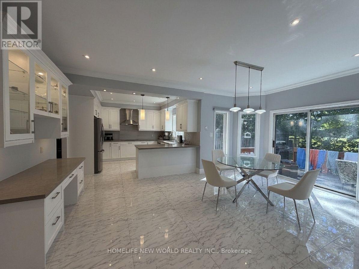 63a Roosevelt Drive, Richmond Hill, Ontario  L4C 6V2 - Photo 14 - N13769824