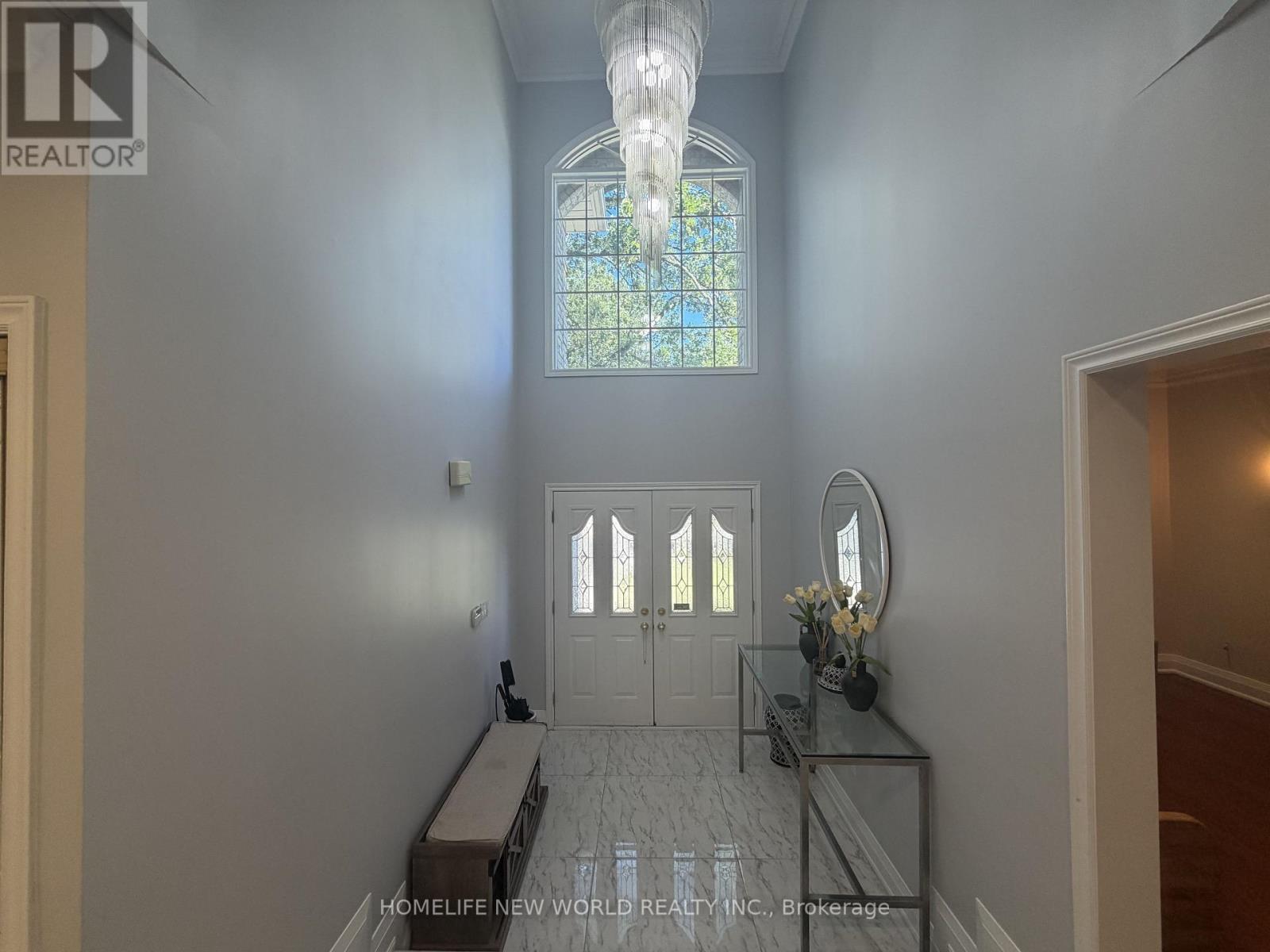 63a Roosevelt Drive, Richmond Hill, Ontario  L4C 6V2 - Photo 2 - N13769824