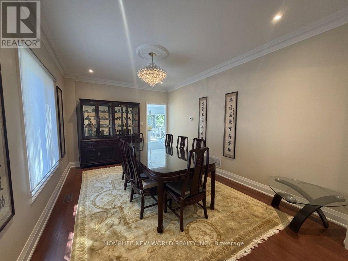 63a Roosevelt Drive, Richmond Hill, Ontario  L4C 6V2 - Photo 6 - N13769824