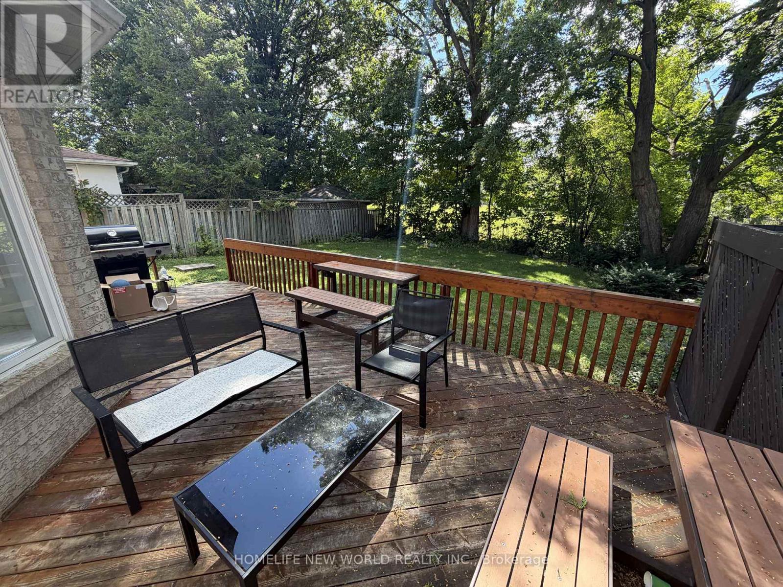 (Upper) - 63a Roosevelt Drive, Richmond Hill, Ontario  L4C 6V2 - Photo 18 - N13769870