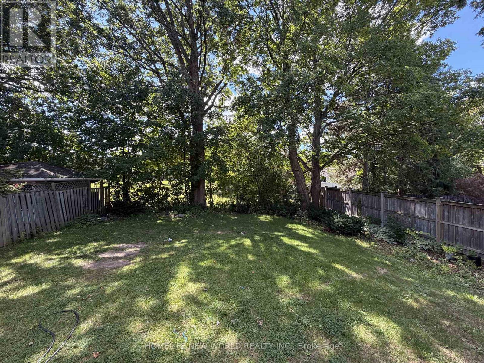 (Upper) - 63a Roosevelt Drive, Richmond Hill, Ontario  L4C 6V2 - Photo 21 - N13769870