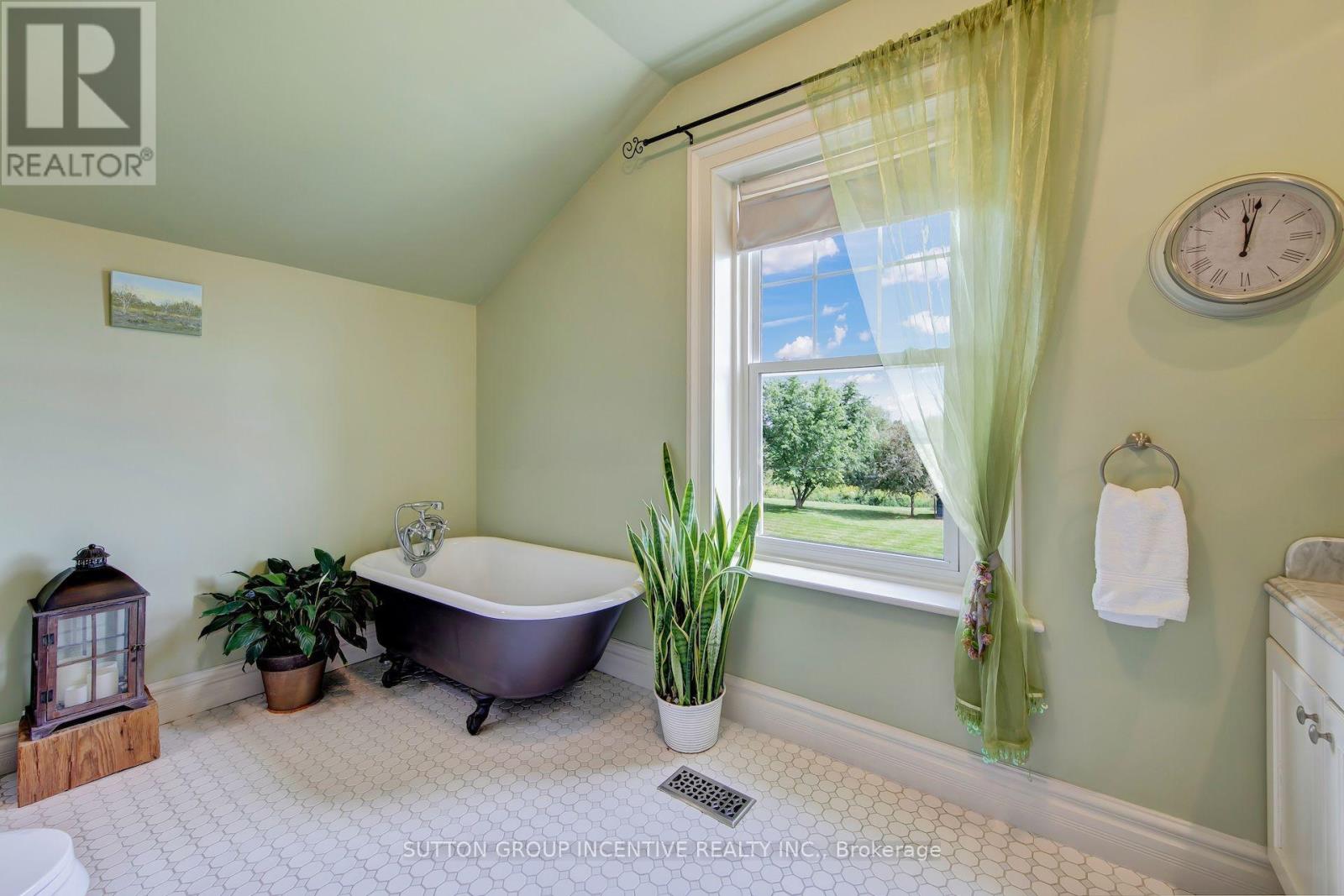 2804 9th Line, Bradford West Gwillimbury, Ontario  L3Z 3T4 - Photo 32 - N13769878