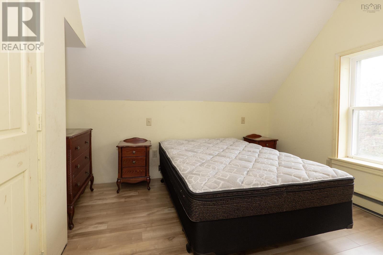37 Drummond Street photo 23