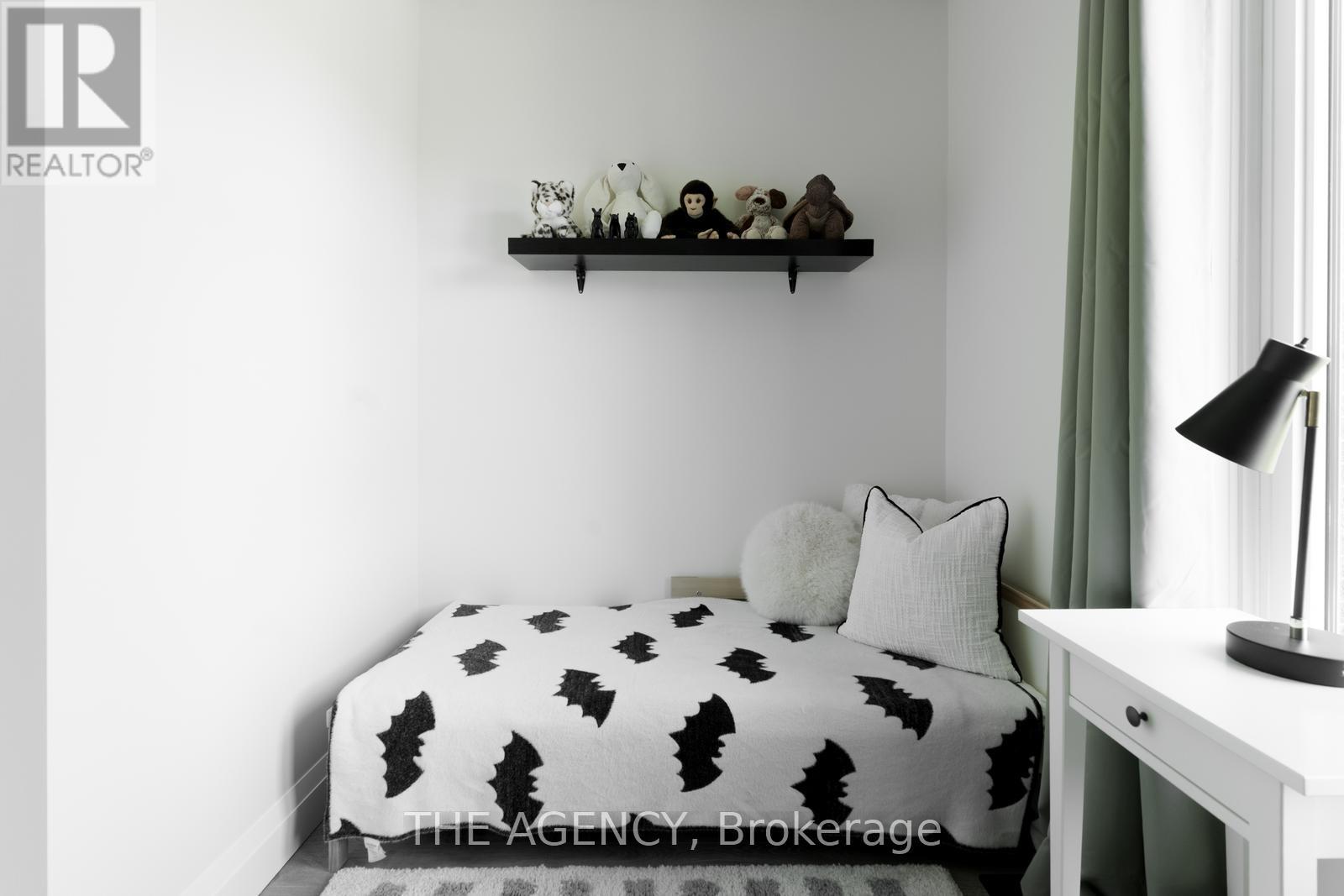 26 Harbour Drive, Hamilton (Lakeshore), Ontario  L8E 4Z5 - Photo 38 - X13769834