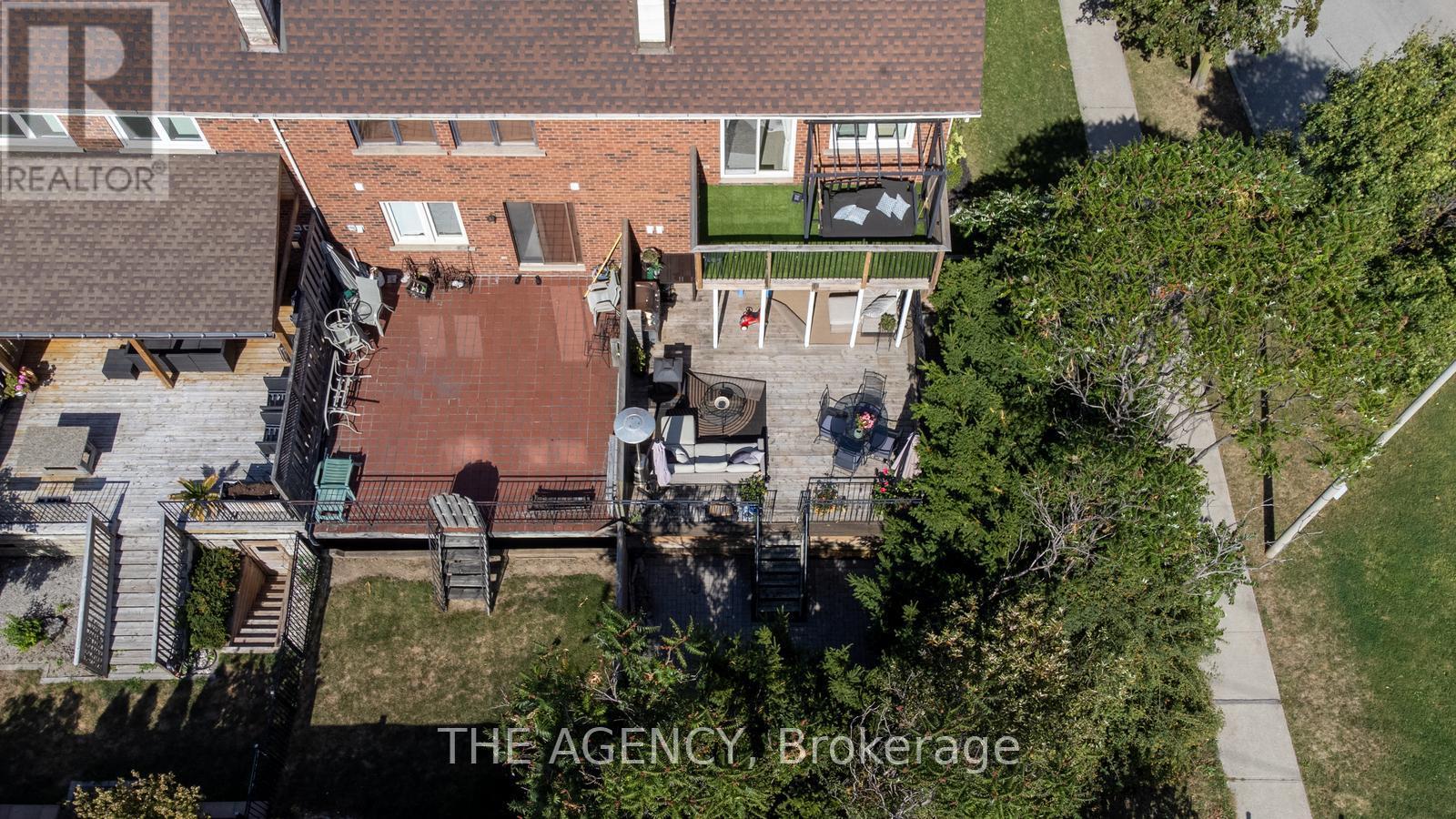 26 Harbour Drive, Hamilton (Lakeshore), Ontario  L8E 4Z5 - Photo 45 - X13769834