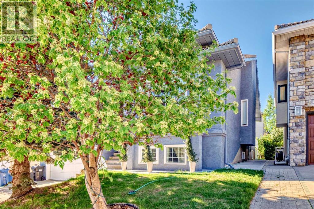 8 Signature Point SW, Calgary, Alberta  T3H 2Y2 - Photo 3 - A2341391