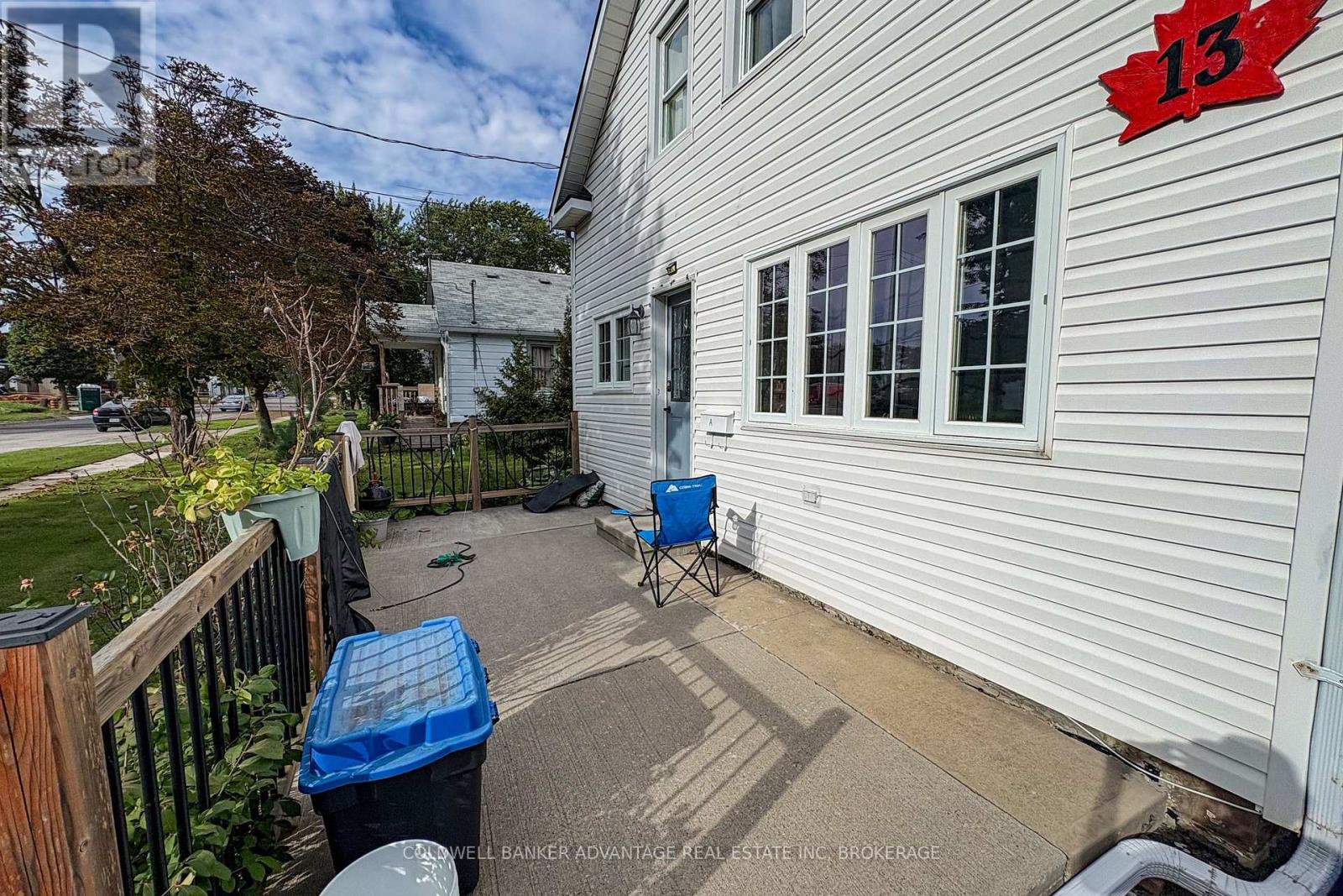 13 Alberta Street, Welland (Lincoln/crowland), Ontario  L3B 2V6 - Photo 2 - X13769924