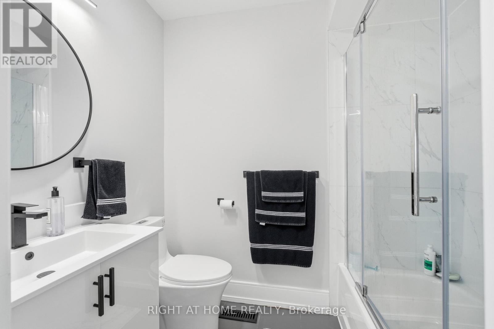 217 Rosanna Crescent, Vaughan, Ontario L6A 2T3 - Photo 31 - N13769944