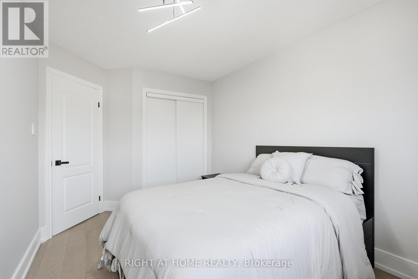 217 Rosanna Crescent, Vaughan, Ontario L6A 2T3 - Photo 34 - N13769944