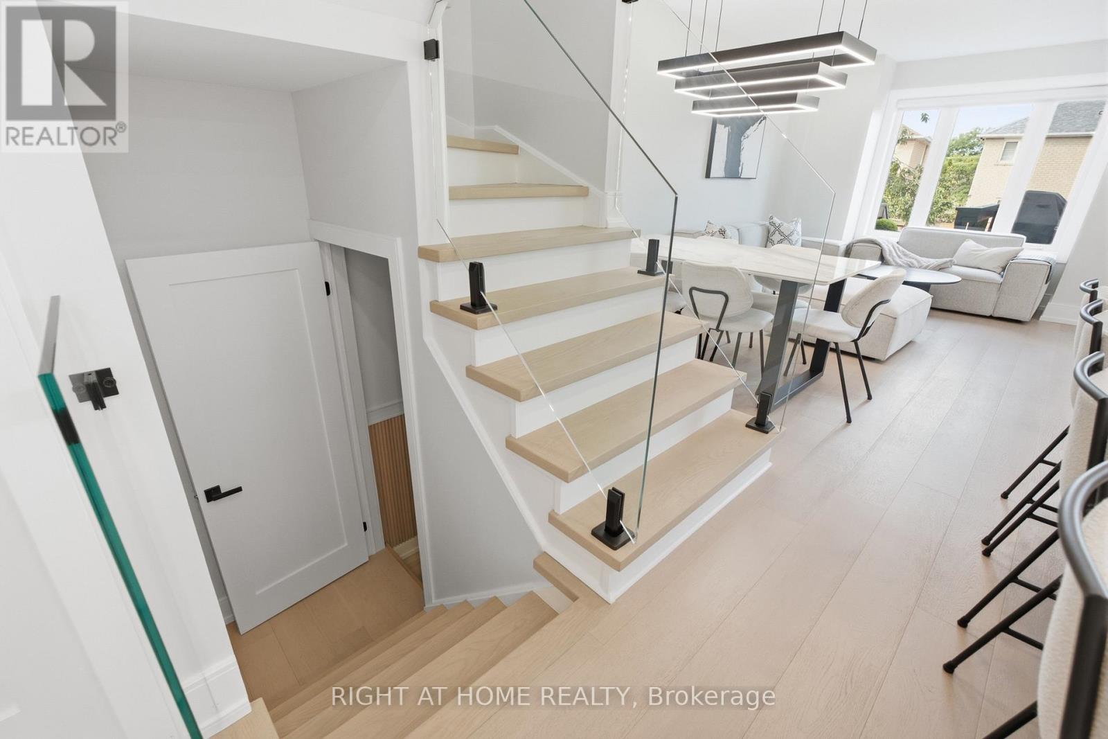 217 Rosanna Crescent, Vaughan, Ontario L6A 2T3 - Photo 36 - N13769944