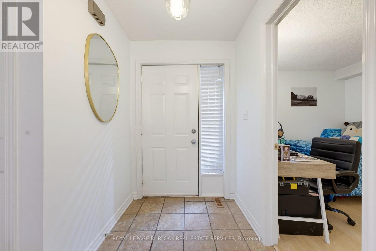 309 - 1210 Thorpe Road, Burlington, Ontario L7S 2G8 - Photo 3 - W13769920
