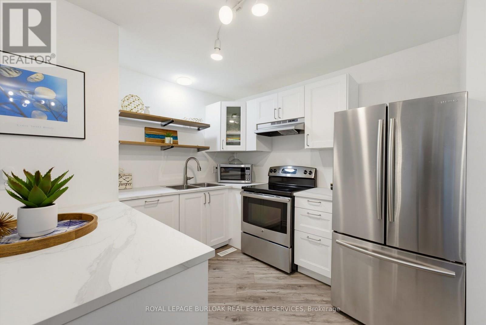 309 - 1210 Thorpe Road, Burlington, Ontario L7S 2G8 - Photo 7 - W13769920