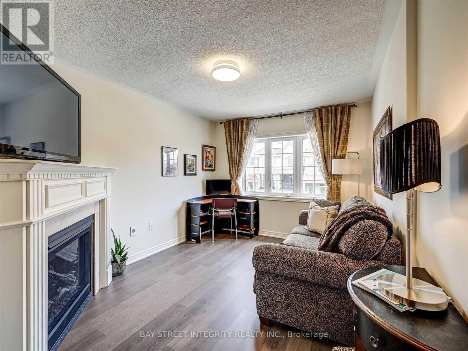 537 Stream Crescent, Oakville, Ontario L6M 1N7 - Photo 16 - W13769940