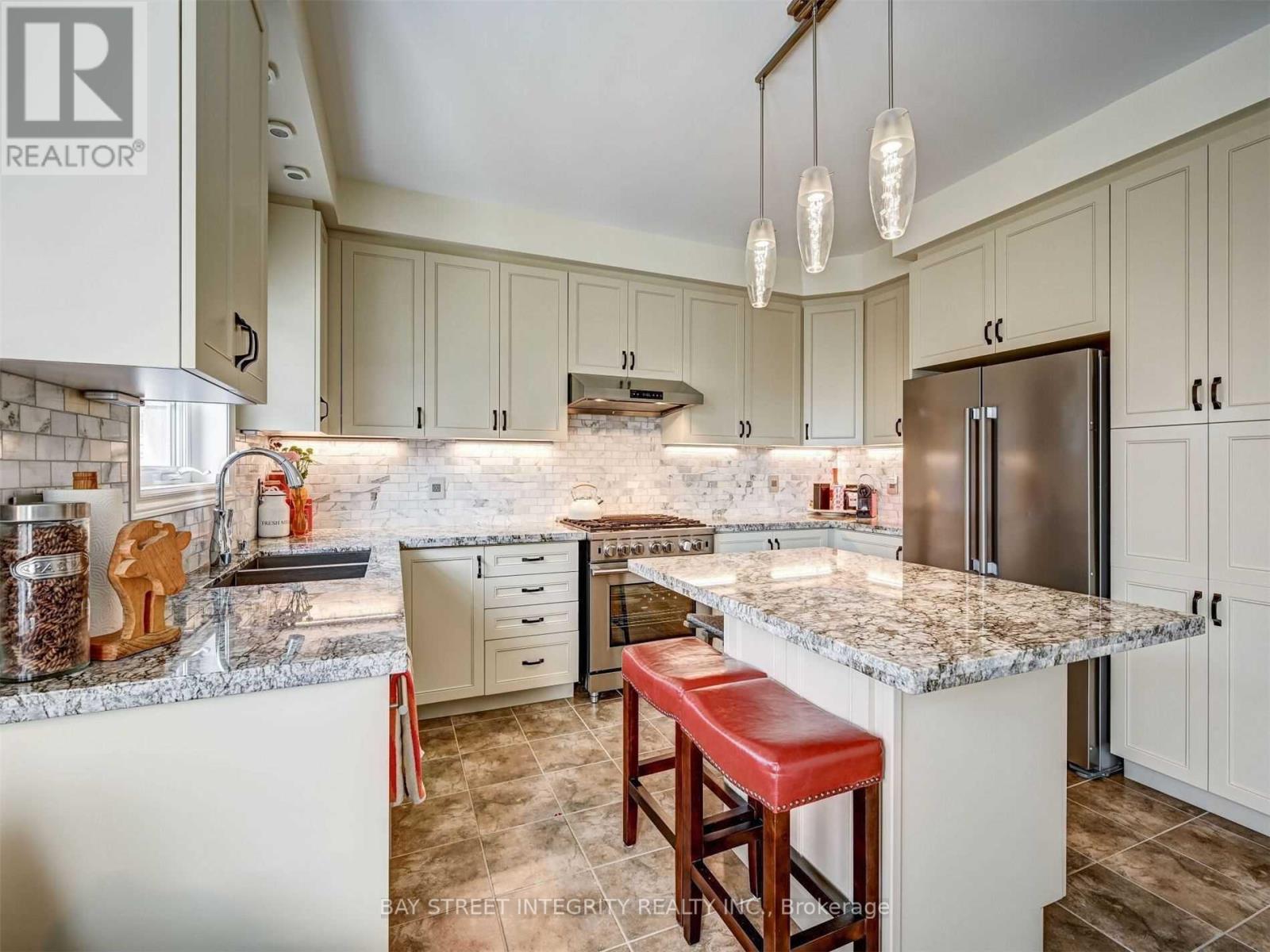 537 Stream Crescent, Oakville, Ontario L6M 1N7 - Photo 8 - W13769940