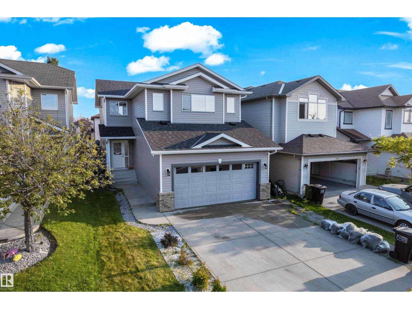 3003 25 AV NW, Edmonton, Alberta