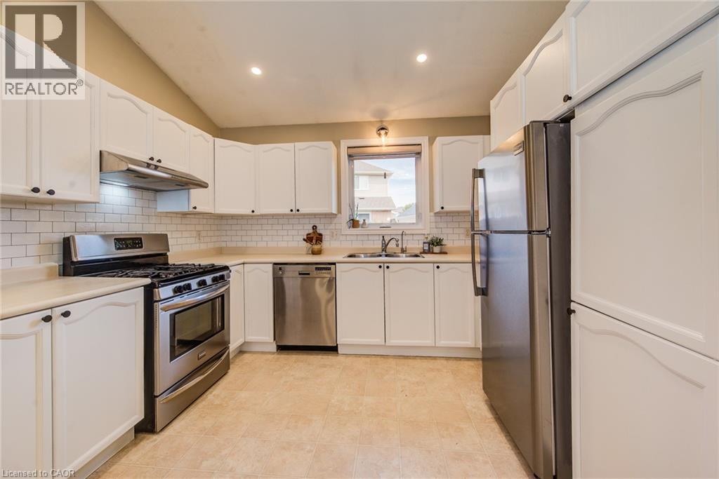 245 Schneller Drive, Baden, Ontario  N3A 2K9 - Photo 15 - 40860782