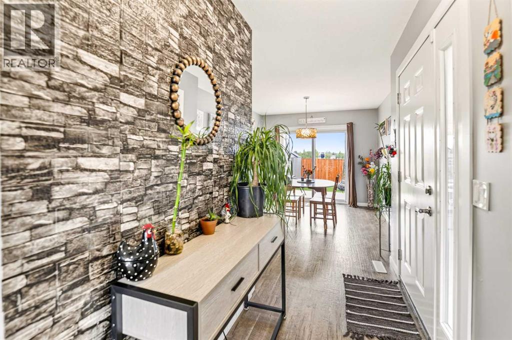 78 Sandpiper Drive, Didsbury, Alberta  T0M 0w0 - Photo 4 - A2343236