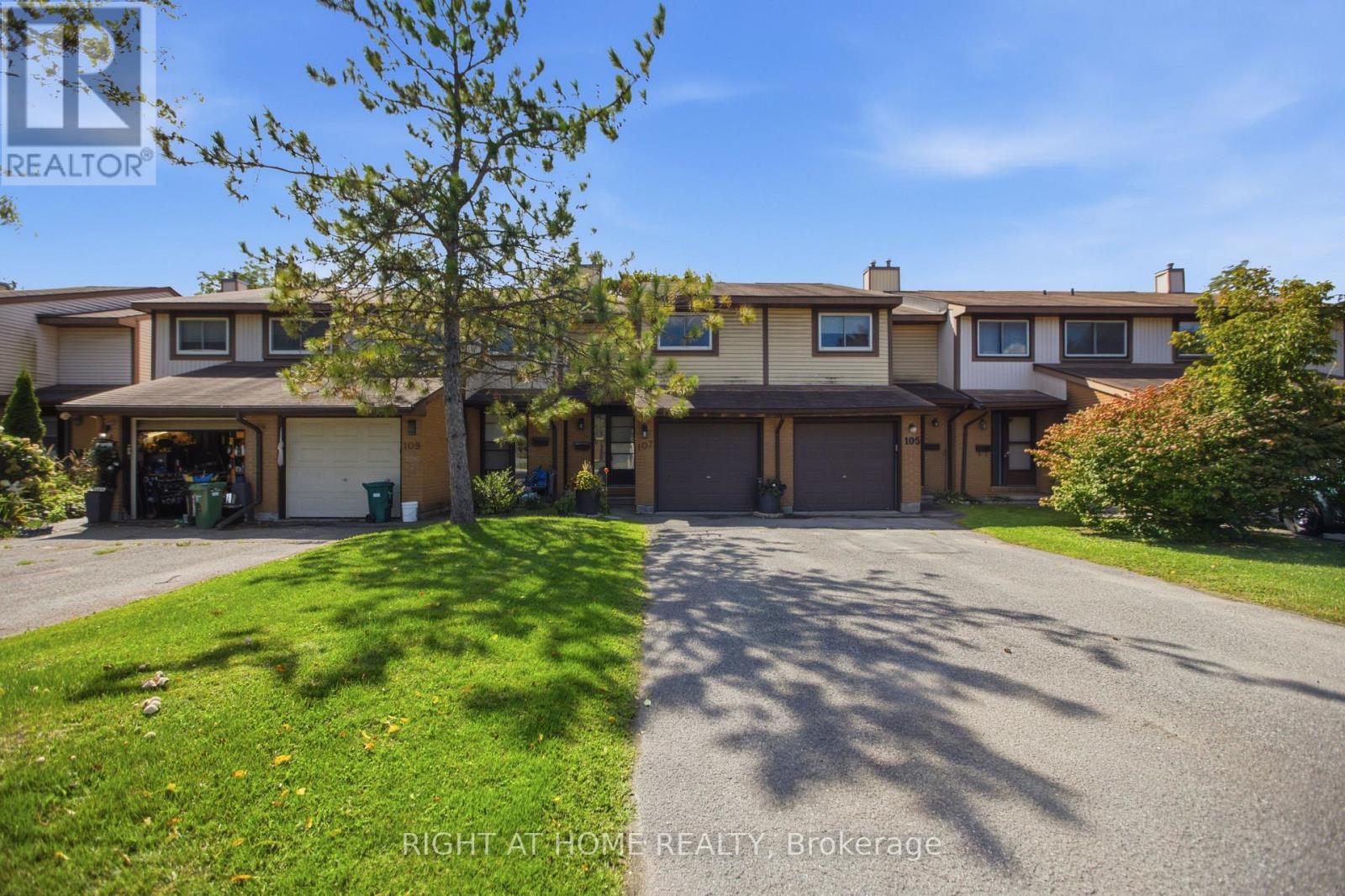 8 - 107 CASTLEFRANK ROAD, Ottawa, Ontario