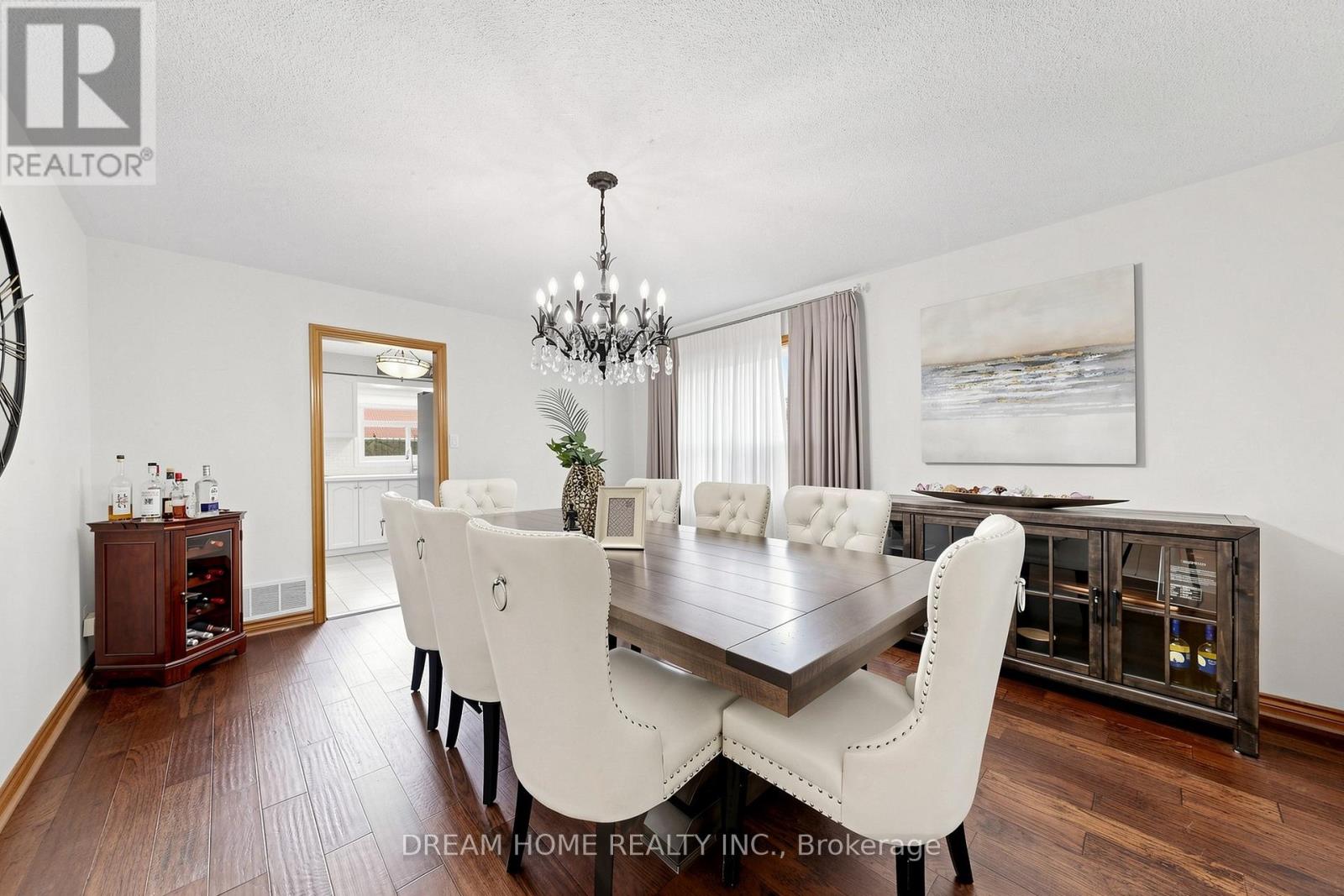 312 Valeria Boulevard, Vaughan, Ontario  L4L 6V7 - Photo 7 - N13770014