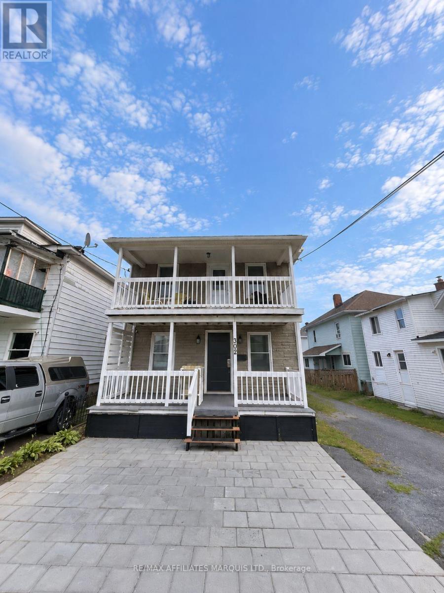 302 EASTON AVENUE, Cornwall, Ontario