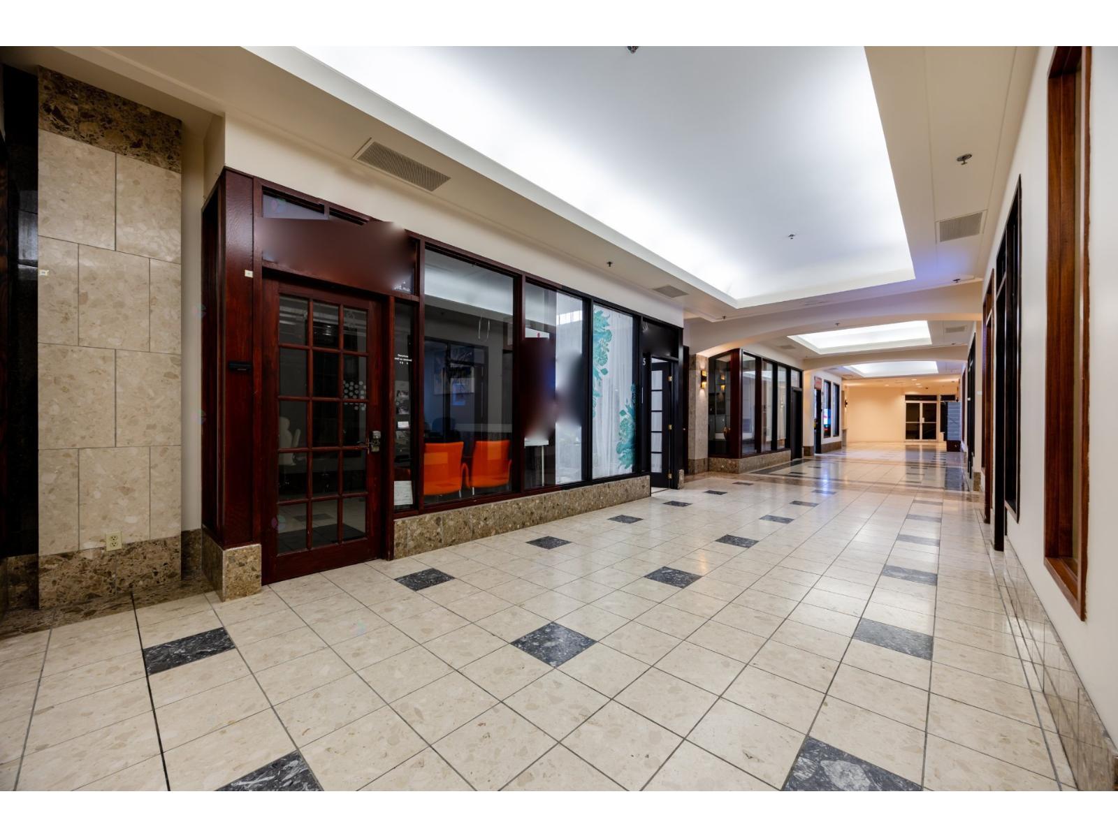 4055 Rue Ste-Catherine O.|#115 Westmount Quebec Canada H3Z3J8 4