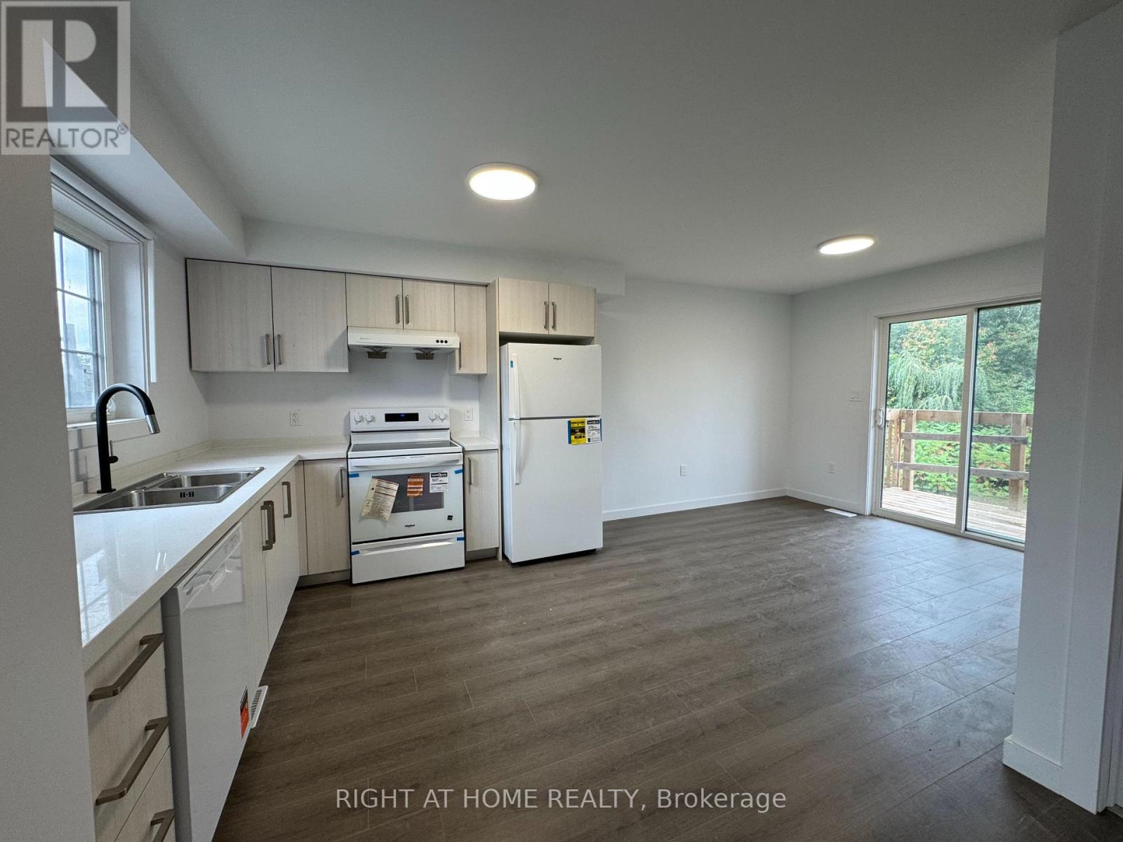 (Main) - 107 Highriver Trail, Welland, Ontario  L3C 0H6 - Photo 6 - X13770020