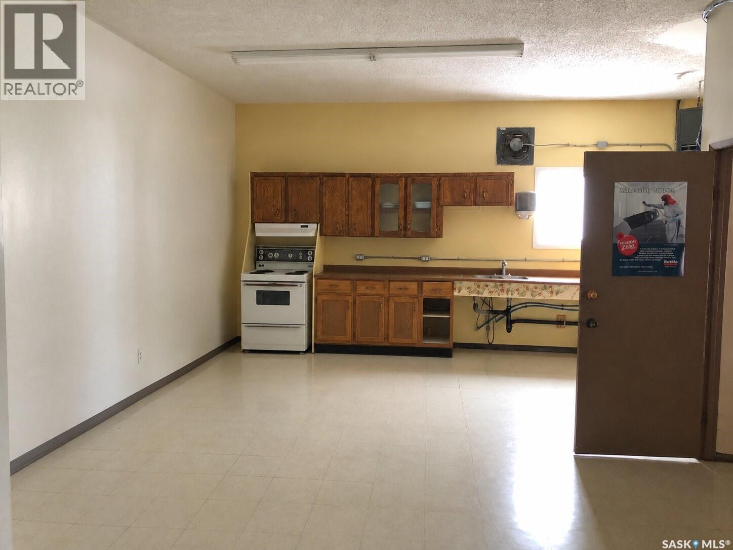 128 Bellamy AVENUE photo 6